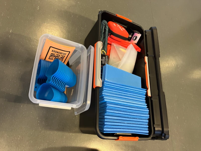 En &ouml;ppen friluftsl&aring;da.