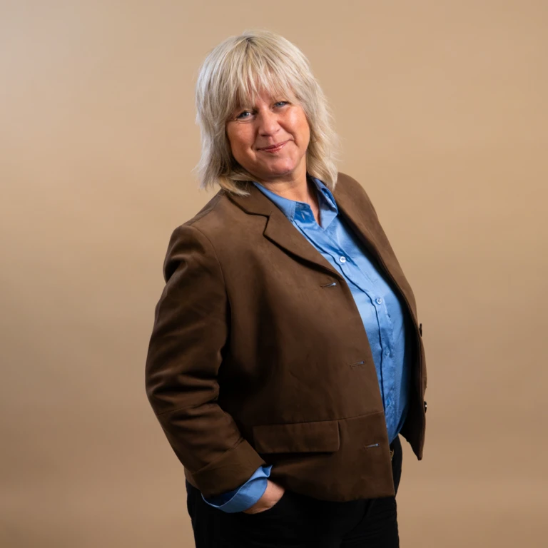 Karin  Bååth