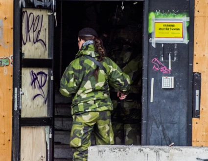Kvinnlig militär