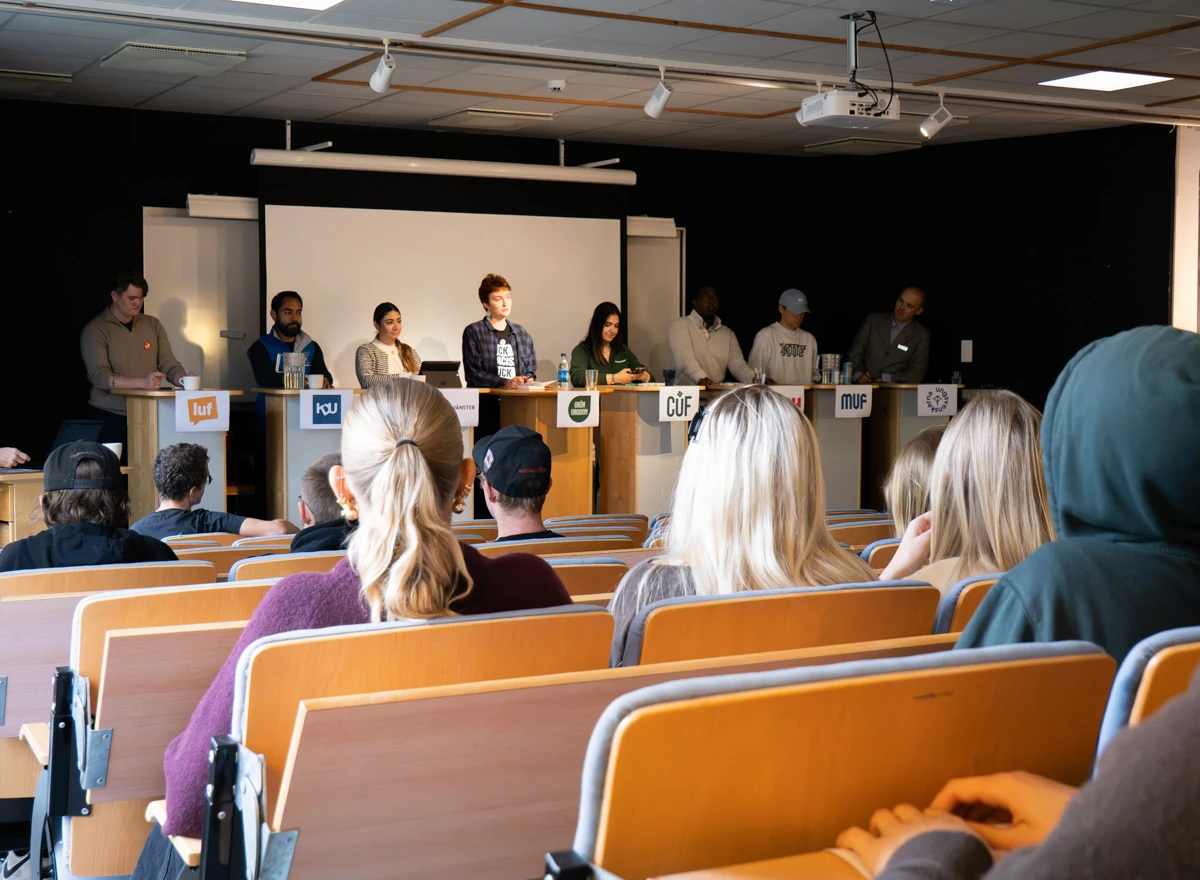 Föreläsningssal med elever
